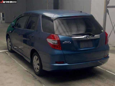 HONDA FIT SHUTTLE