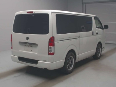 TOYOTA REGIUS VAN