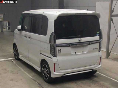 HONDA N BOX CUSTOM