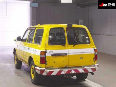 TOYOTA LAND CRUISER