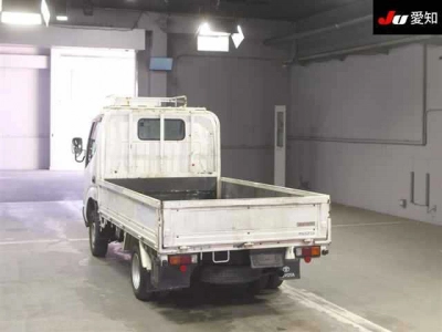TOYOTA DYNA TRUCK