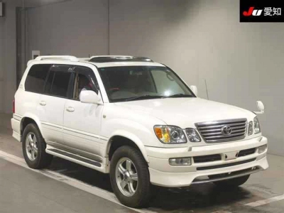 TOYOTA LAND CRUISER