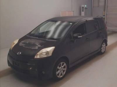 DAIHATSU BOON LUMINAS