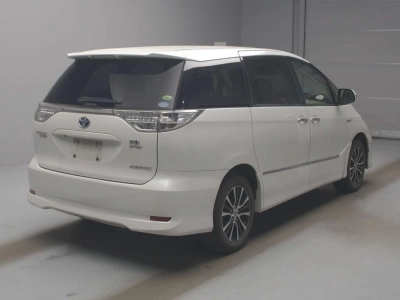 TOYOTA ESTIMA HYBRID