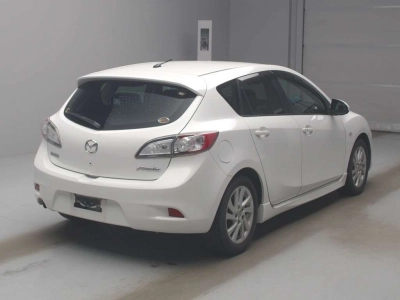 MAZDA AXELA SPORT