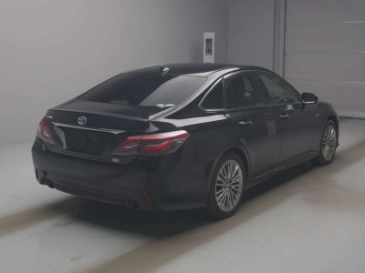 TOYOTA CROWN HYBRID