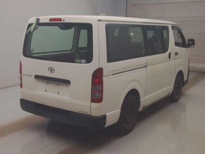 TOYOTA REGIUS VAN