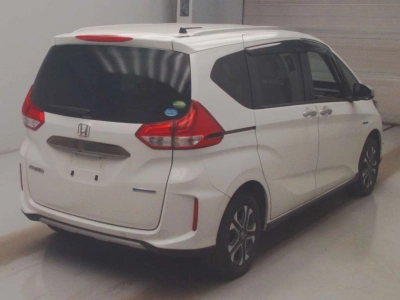 HONDA FREED HYBRID