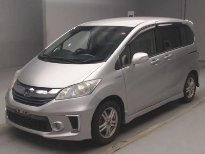 HONDA FREED HYBRID