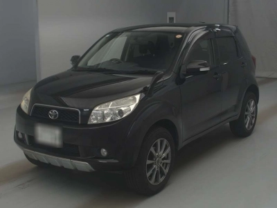 TOYOTA RUSH