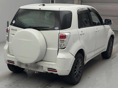 TOYOTA RUSH