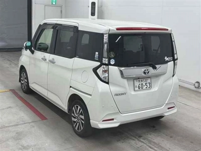 TOYOTA TANK