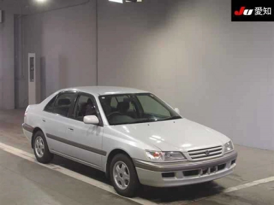 TOYOTA CORONA PREMIO