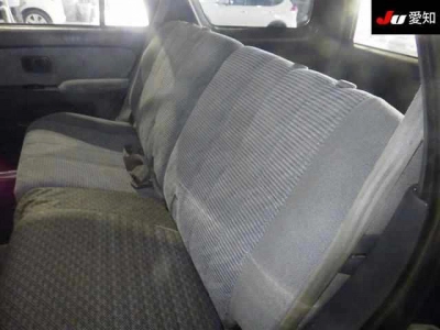 TOYOTA HILUX SURF