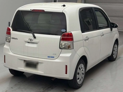 TOYOTA SPADE