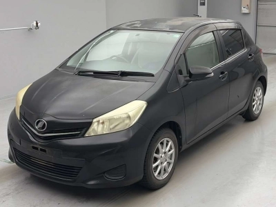 TOYOTA VITZ