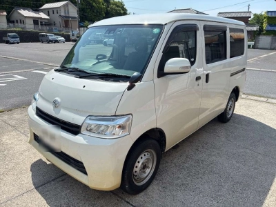 TOYOTA TOWN ACE VAN
