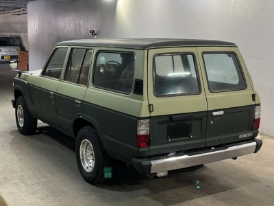 TOYOTA LAND CRUISER 60