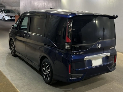 HONDA STEPWGN SPADA