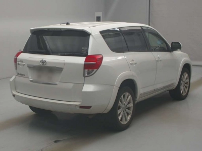 TOYOTA VANGUARD