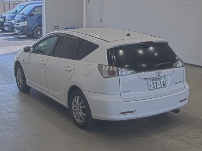 TOYOTA CALDINA