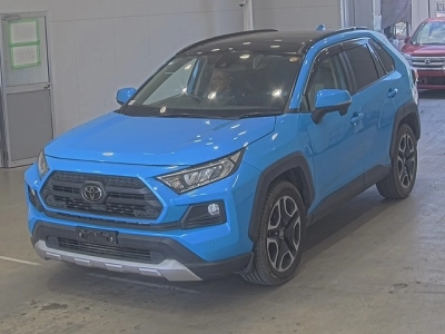 TOYOTA RAV4
