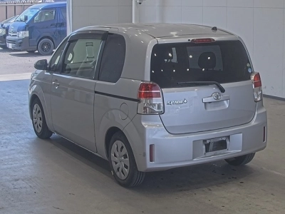 TOYOTA SPADE