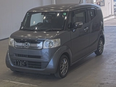 HONDA N-BOX SLASH