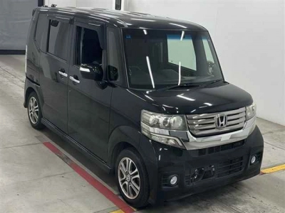 HONDA N BOX CUSTOM