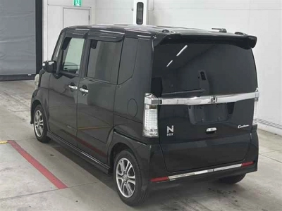 HONDA N BOX CUSTOM