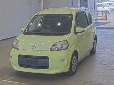 TOYOTA PORTE