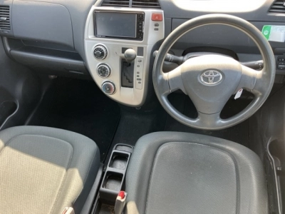 TOYOTA RACTIS
