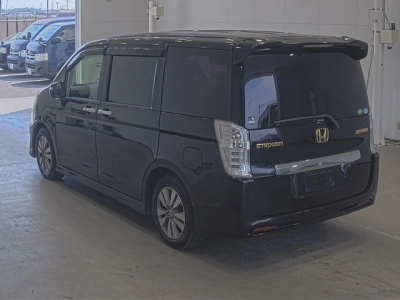 HONDA STEPWGN SPADA