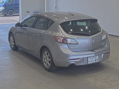 MAZDA AXELA SPORT