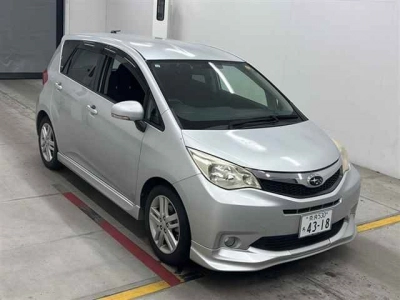 SUBARU TREZIA