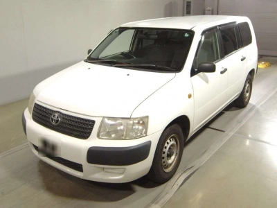 TOYOTA SUCCEED VAN