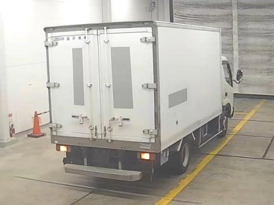 TOYOTA DYNA