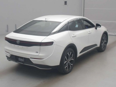 TOYOTA CROWN CROSSOVER