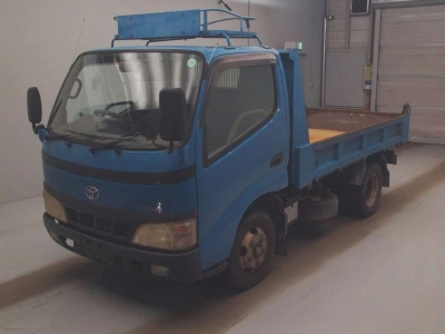 TOYOTA DYNA TRUCK