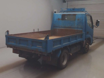 TOYOTA DYNA TRUCK