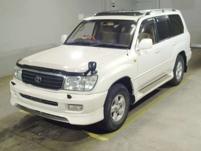TOYOTA LAND CRUISER 100