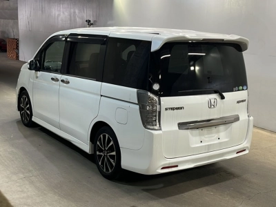 HONDA STEPWGN SPADA