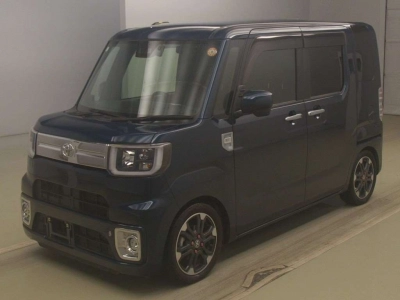 TOYOTA PIXIS MEGA