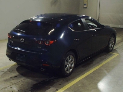 MAZDA MAZDA3 FASTBACK
