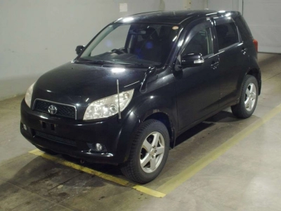 TOYOTA RUSH