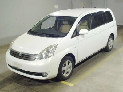 TOYOTA ISIS