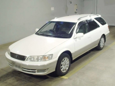 TOYOTA MARK II QUALIS