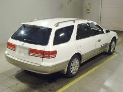 TOYOTA MARK II QUALIS