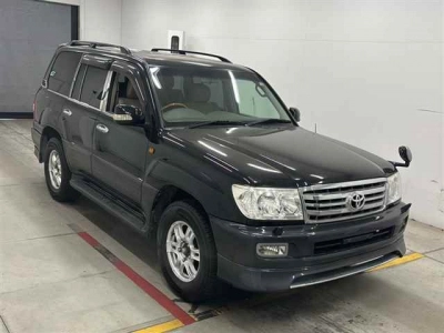 TOYOTA LAND CRUISER