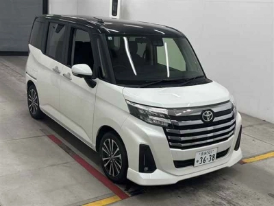 TOYOTA TANK